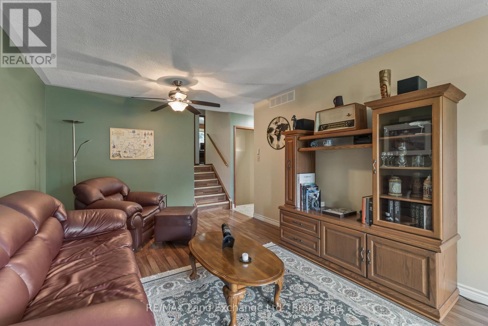789 EASTWOOD DRIVE - 8