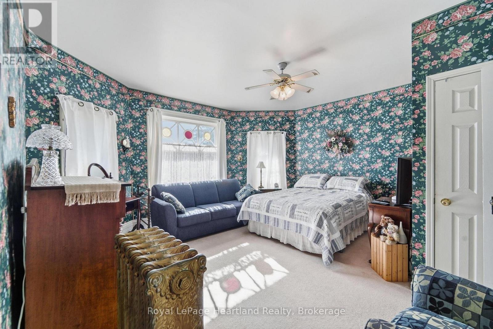 62 ORANGE STREET S - 26