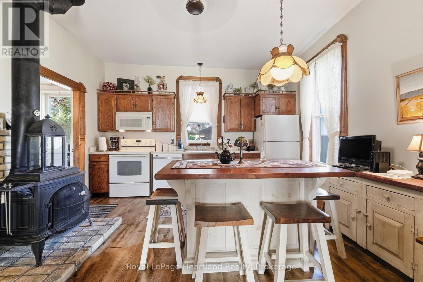 62 ORANGE STREET S - 9