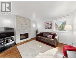 19 Post Horn Grove, Toronto, ON M1S3N3 Photo 13