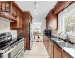 19 Post Horn Grove, Toronto, ON M1S3N3 Photo 17