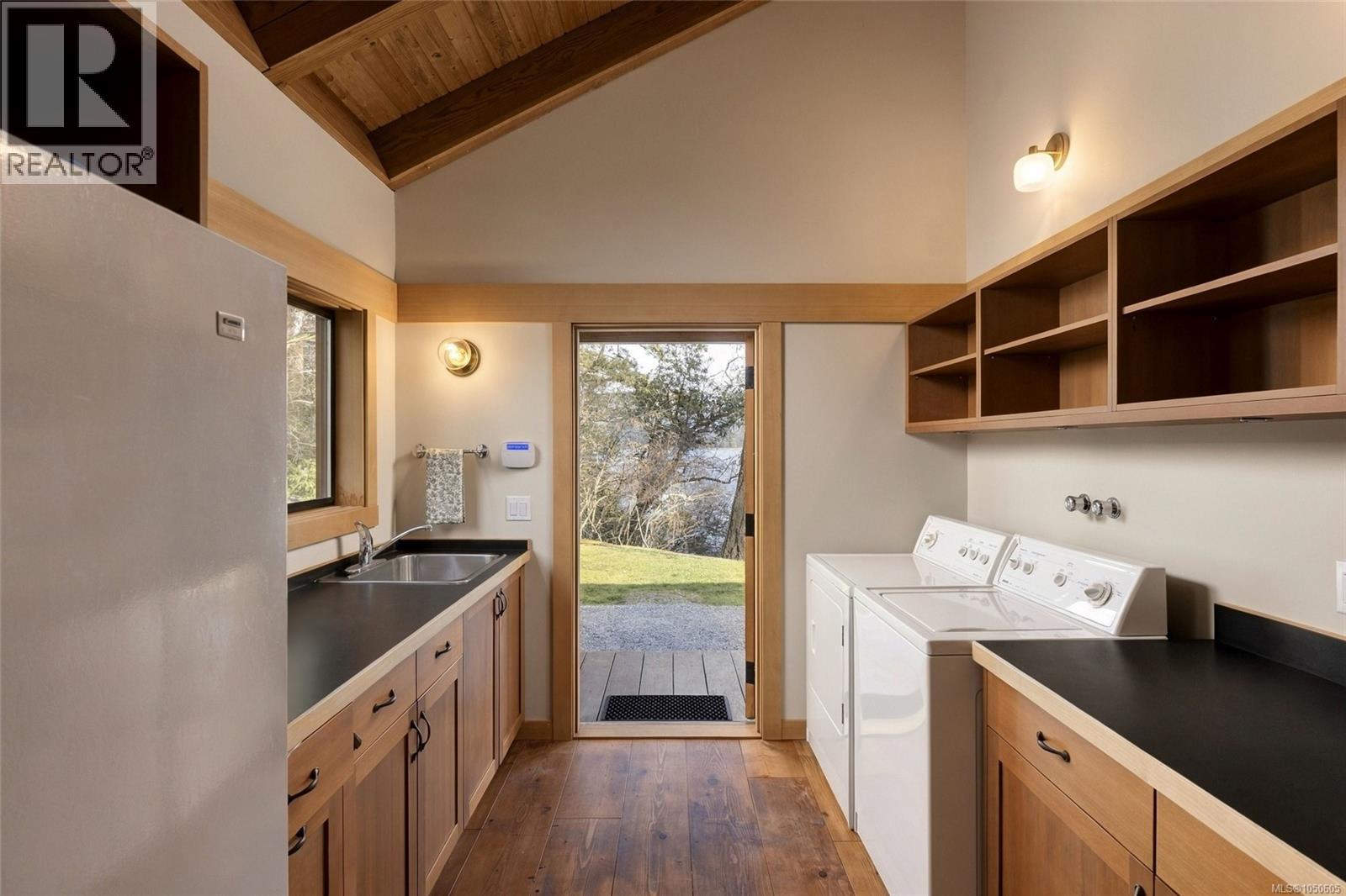 250 Holmes Rd - Image 48