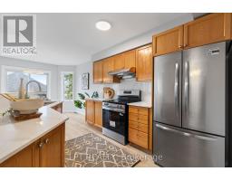 31 Laurendale Avenue, Georgina, ON L4P4A8 Photo 10