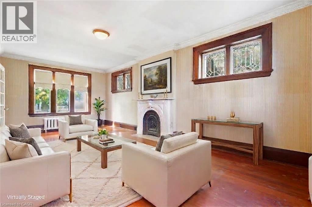 32 WENTWORTH Avenue - Image 6
