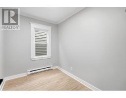 50 St. Clare Avenue thumbnail 17