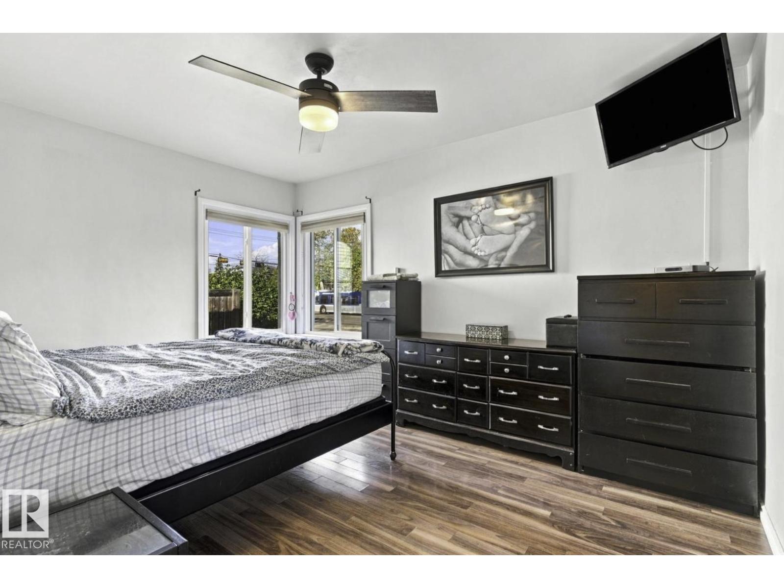 11928 127 ST NW - Image 17