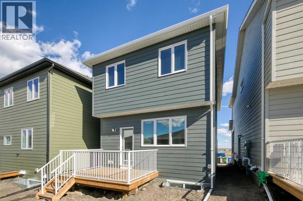 15449 45 Street SW - 30