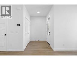 15449 45 Street SW - photo 3