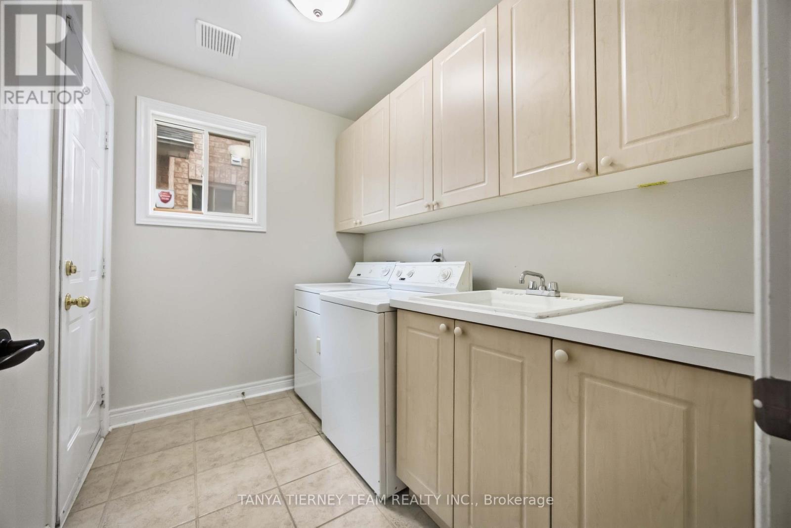 17 CODY AVENUE - Image 23