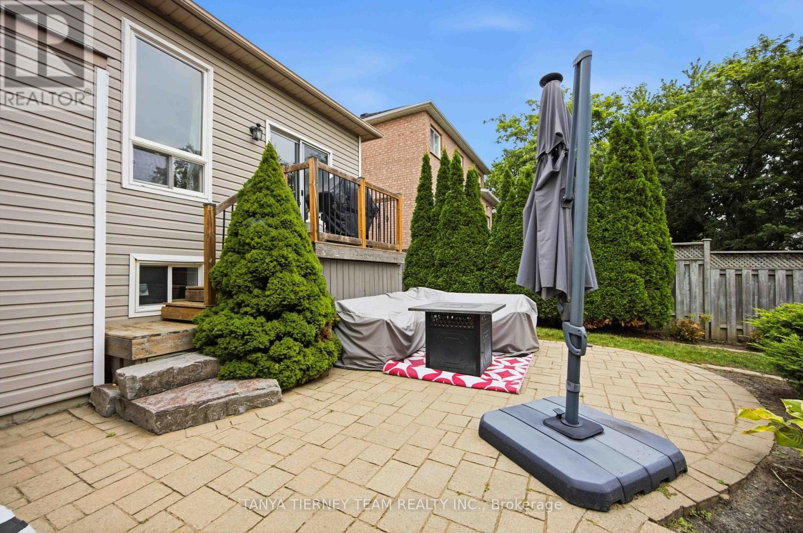 17 CODY AVENUE - Image 38