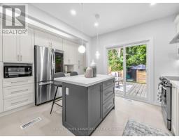 54 Roseheath Avenue, Toronto, ON M4C3P5 Photo 8