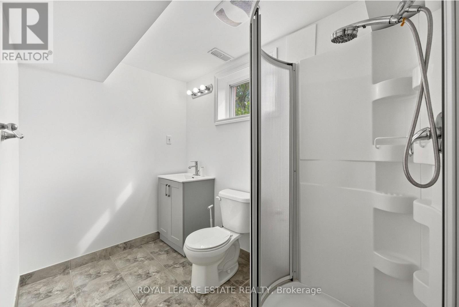 38 BRIGHTSIDE DRIVE - Image 37