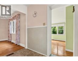 Den - 64 Tweedsmuir Avenue, Dundas, ON L9H4H5 Photo 12