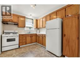 Primary Bedroom - 64 Tweedsmuir Avenue, Dundas, ON L9H4H5 Photo 10