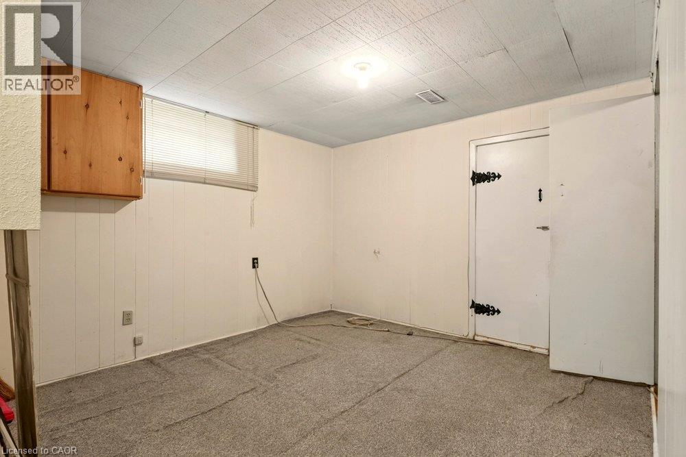 64 TWEEDSMUIR Avenue - Image 39