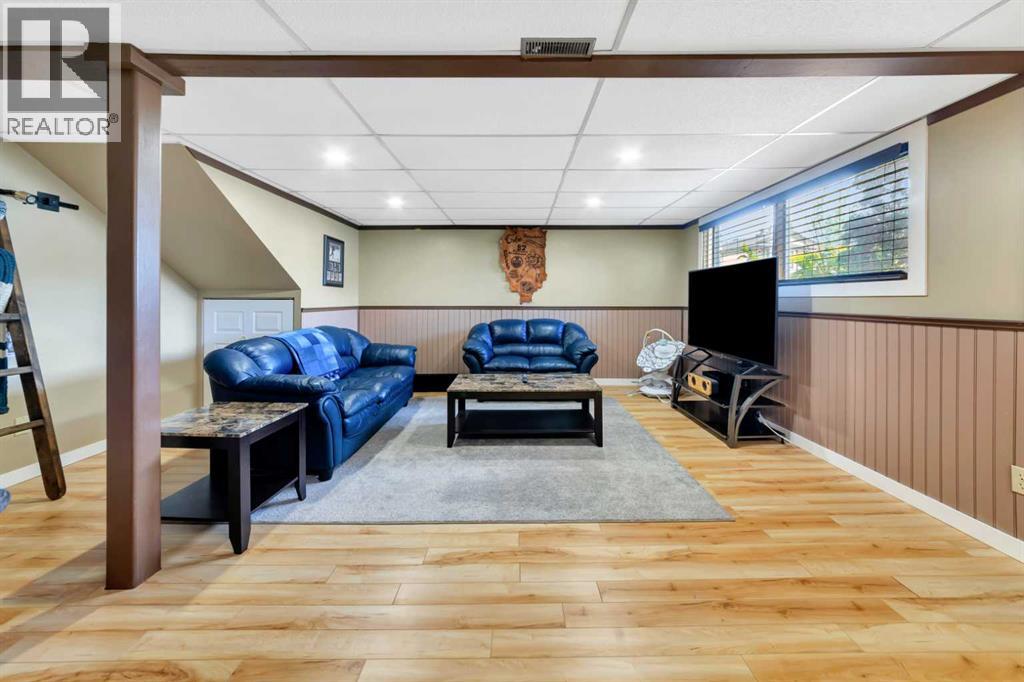 4505 30A Street Close - 18