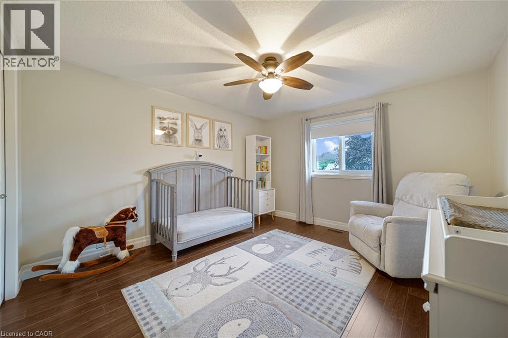 99 BEECHMANOR Crescent - 31
