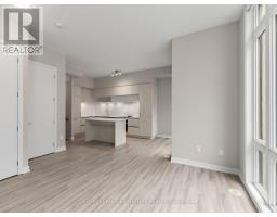 1014 - 14 David Eyer Road, Richmond Hill, ON L4S0N4 Photo 8