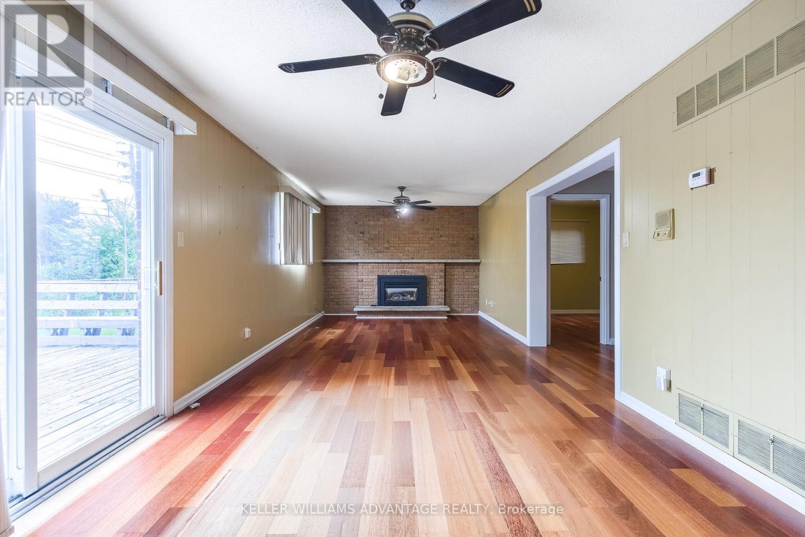68 FULLERTON CRESCENT - Image 23