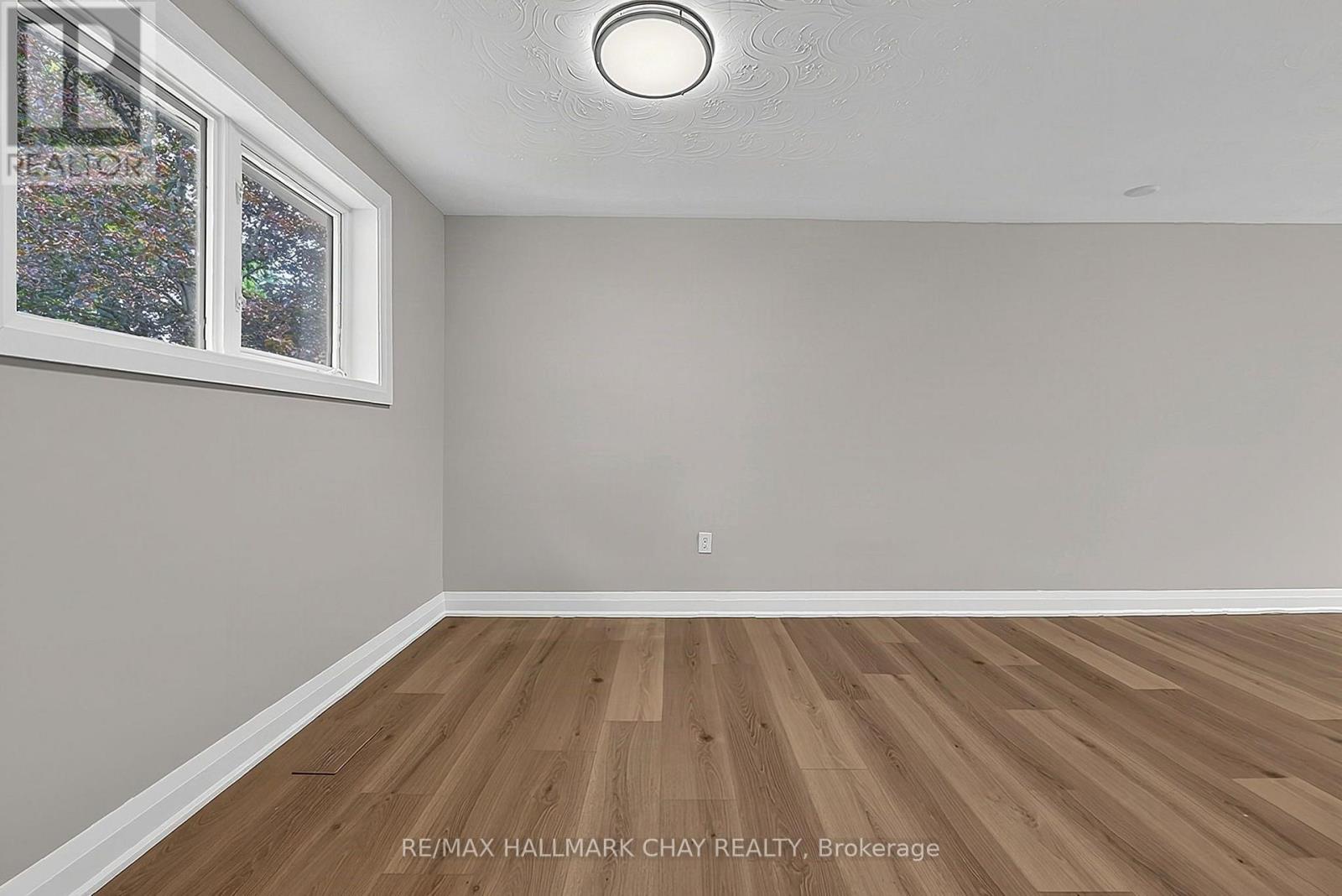 135 PETER STREET - Image 15