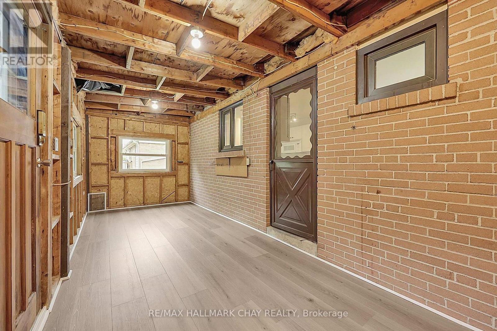 135 PETER STREET - Image 23