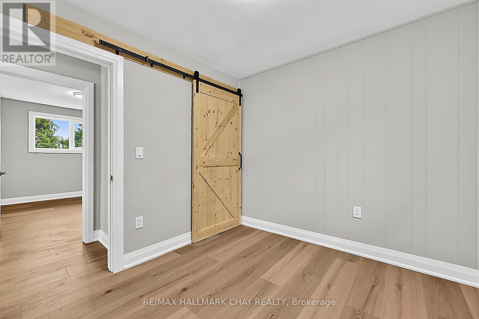 135 PETER STREET - Image 31