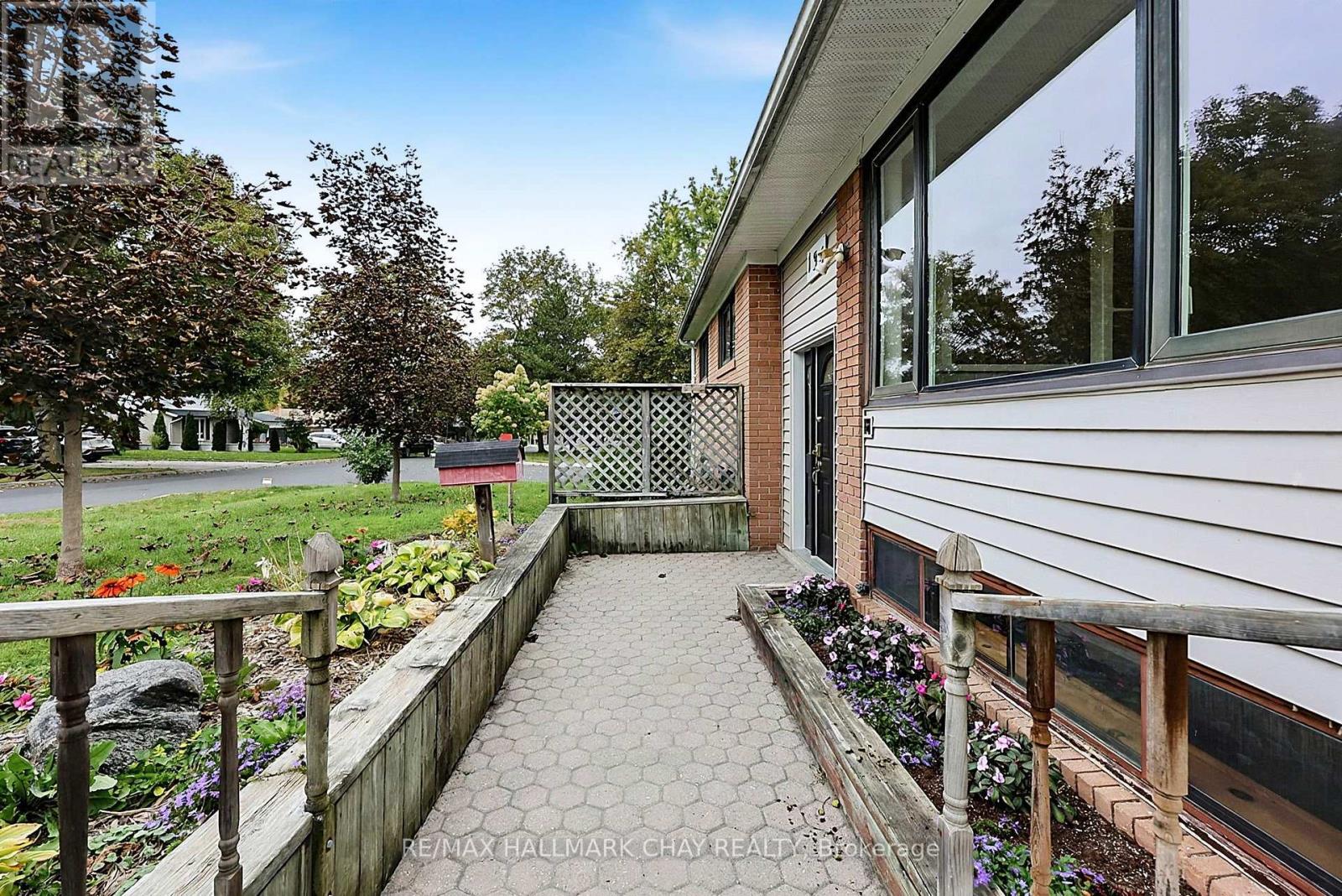 135 PETER STREET - Image 7