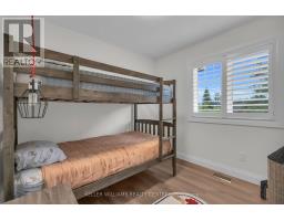 37 Bowler Street, Aurora, ON L4G7H7 Photo 12