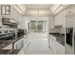 206 - 7250 Yonge Street, Vaughan, ON L4J7X1 Photo 16