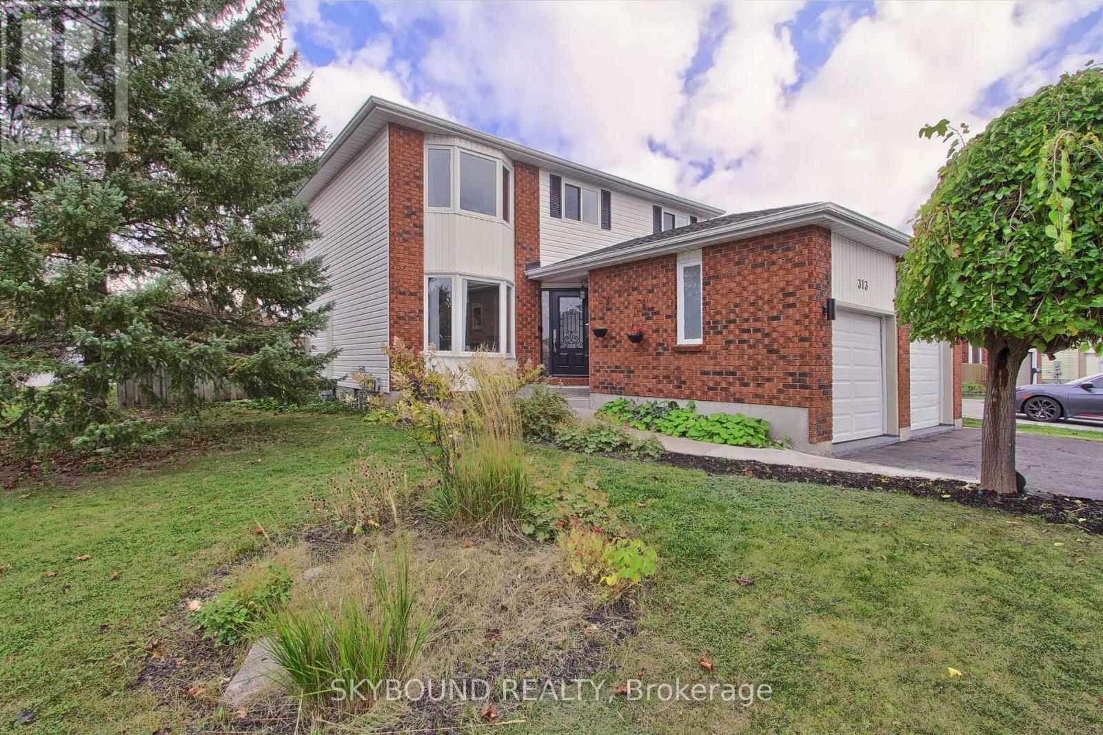 313 HICKLING TRAIL - 1