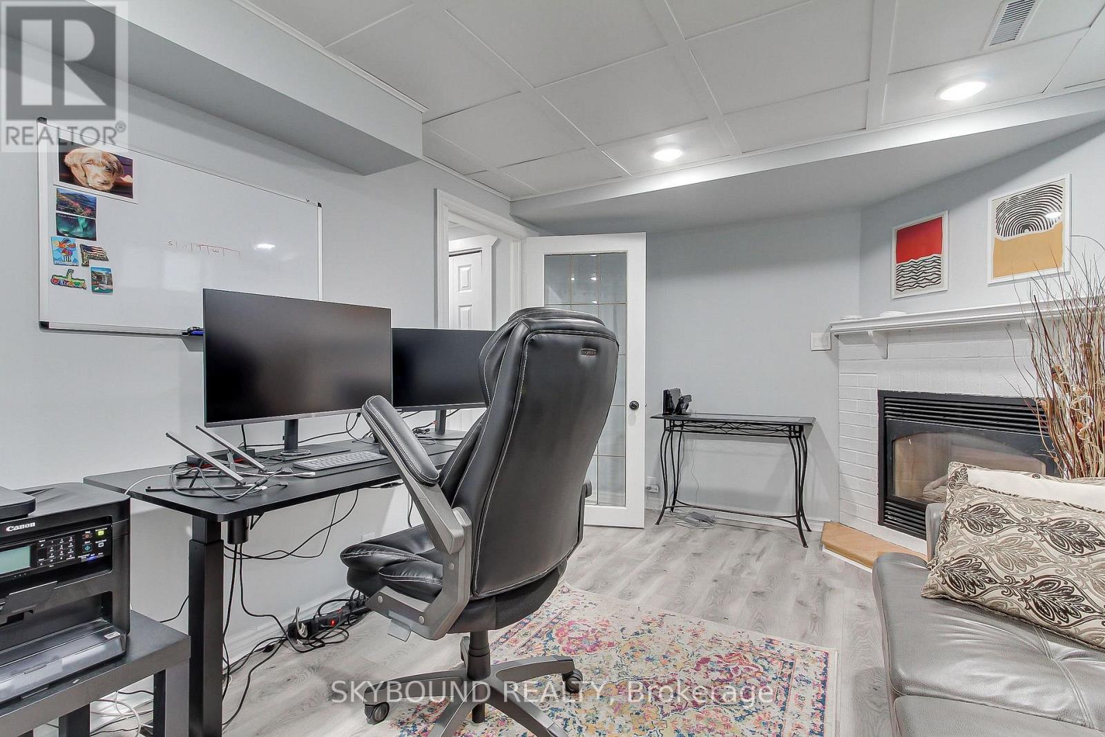 313 HICKLING TRAIL - 34