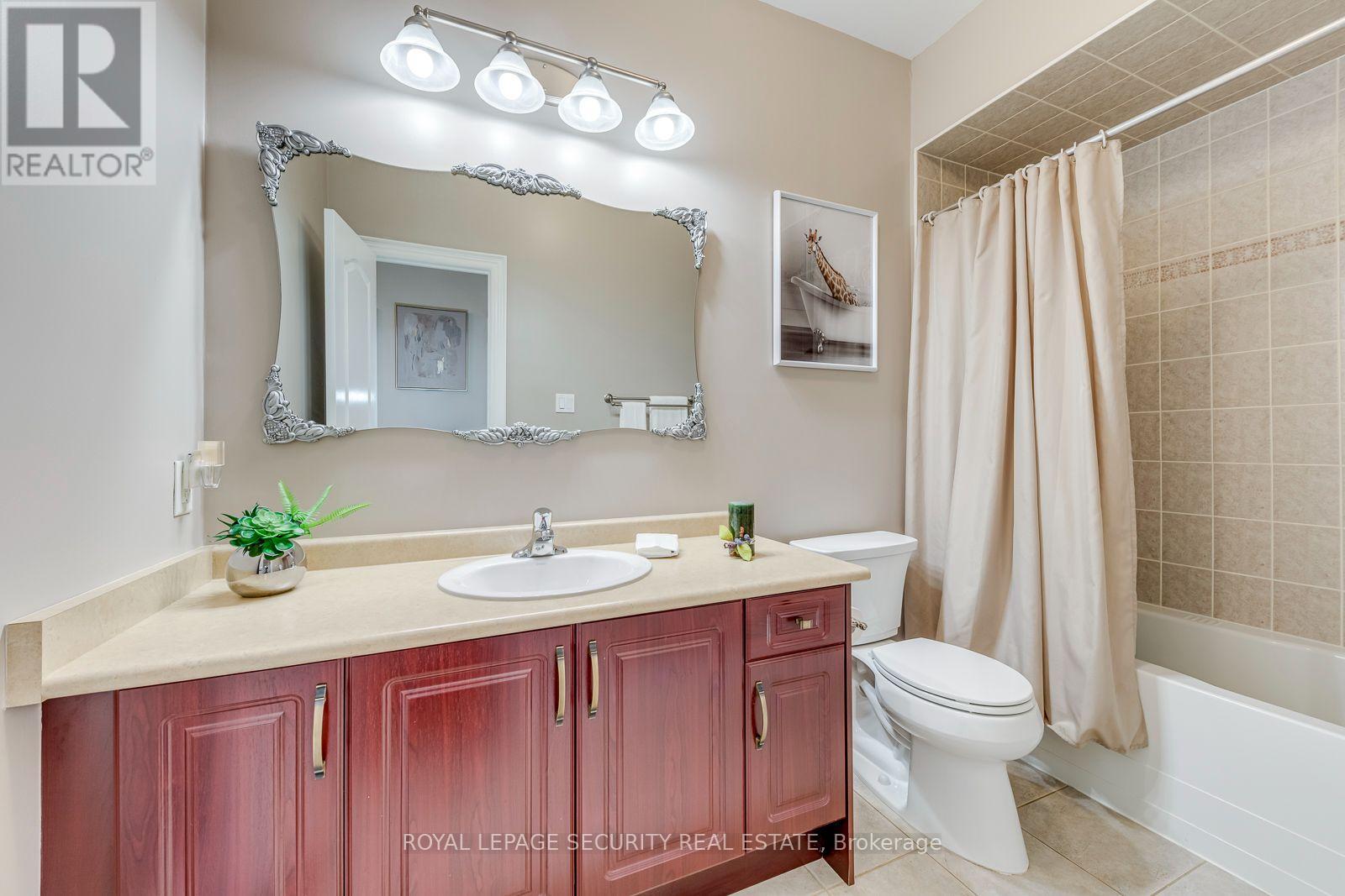 25 Pinecliff Crescent, Barrie photo 28