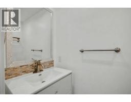 2202 35 Street SE - photo 16