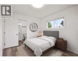 2202 35 Street SE - photo 12