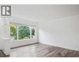 2202 35 Street SE - photo 4
