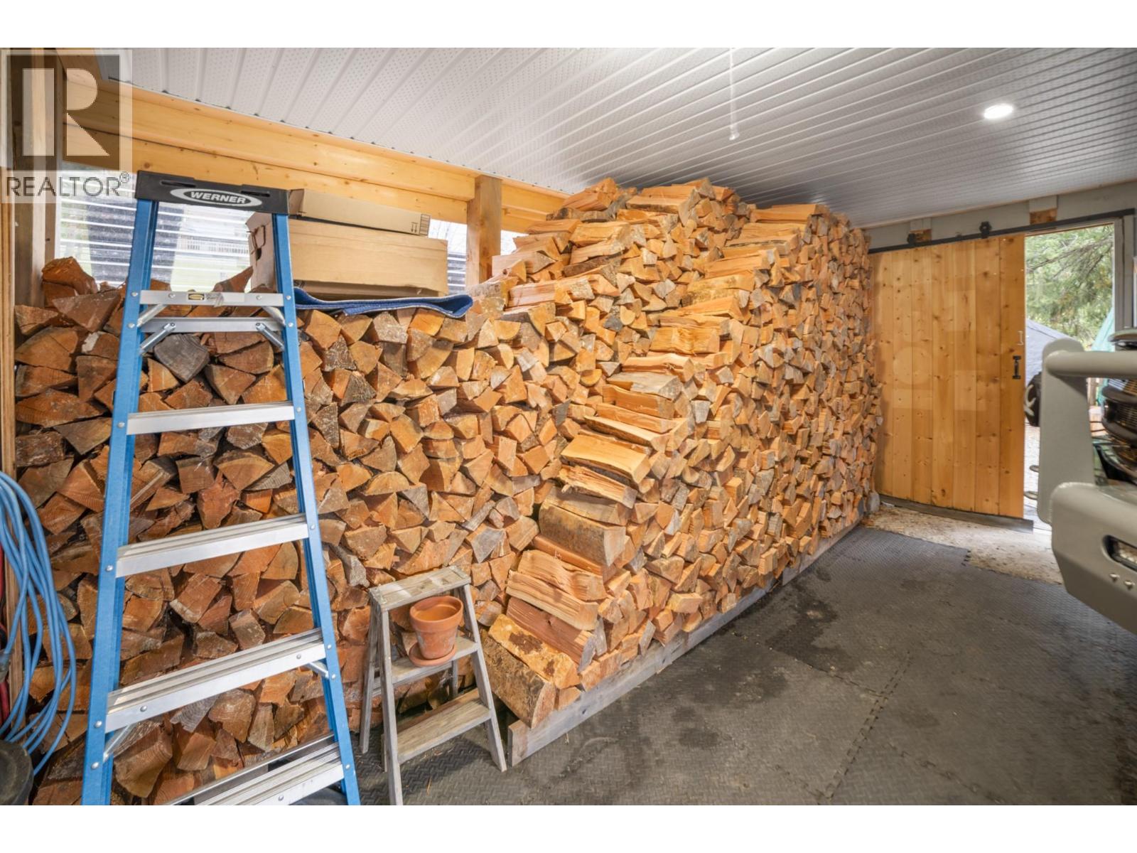960 MONROSE Road - 29