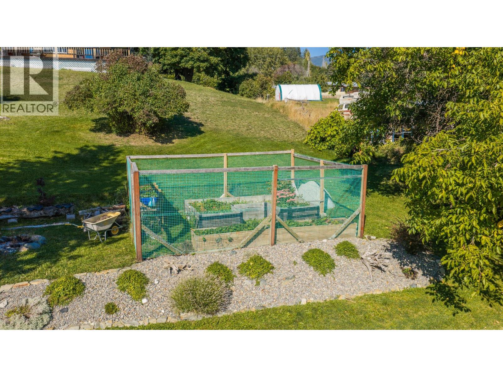 960 MONROSE Road - 36