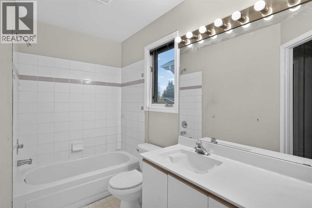 259 Coachway Road SW - 33