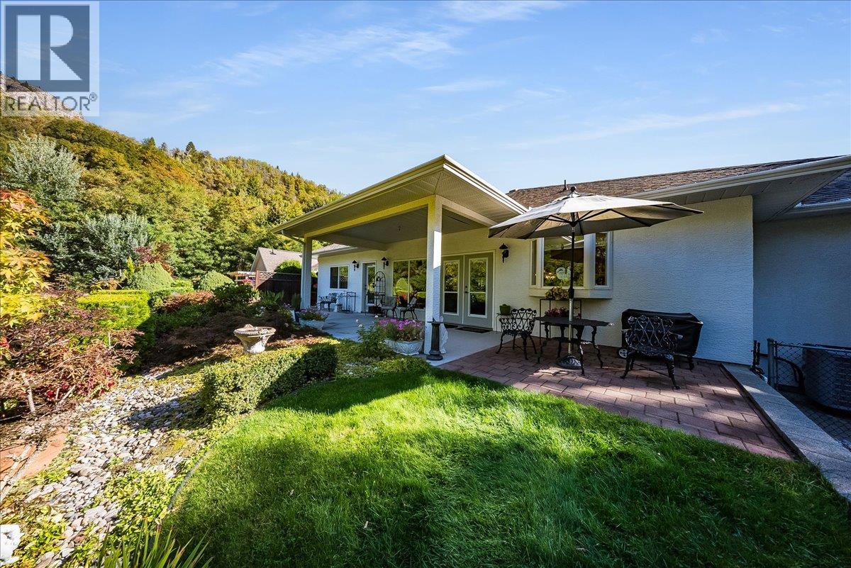 1275 Paquette Drive - Image 6