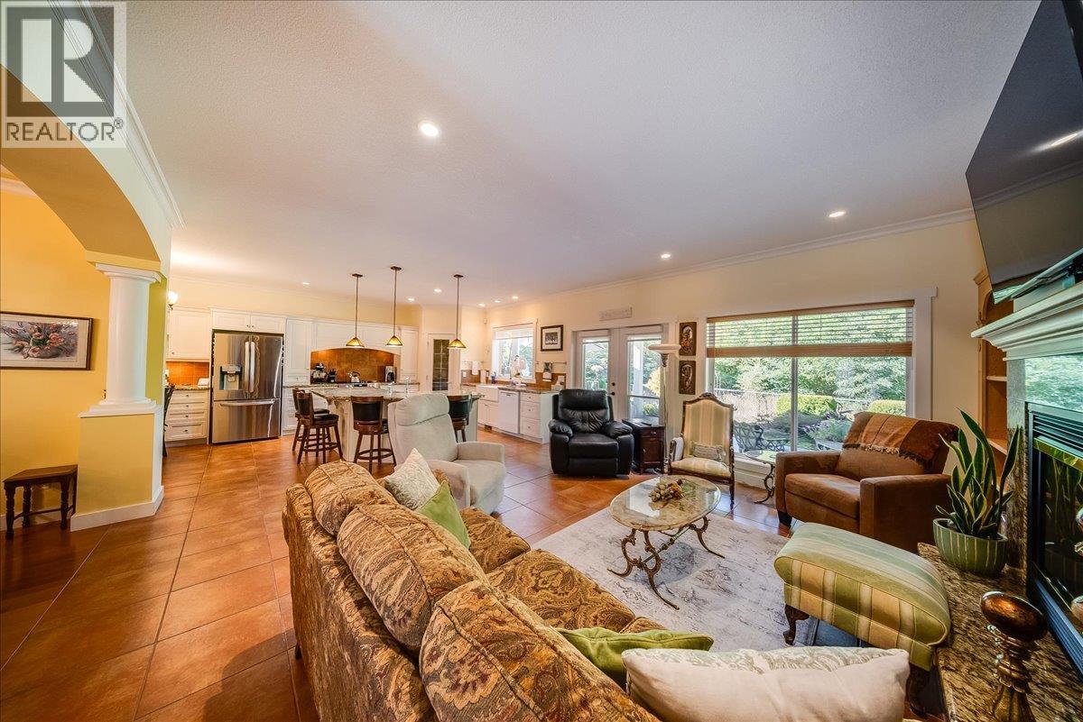 1275 Paquette Drive - Image 17