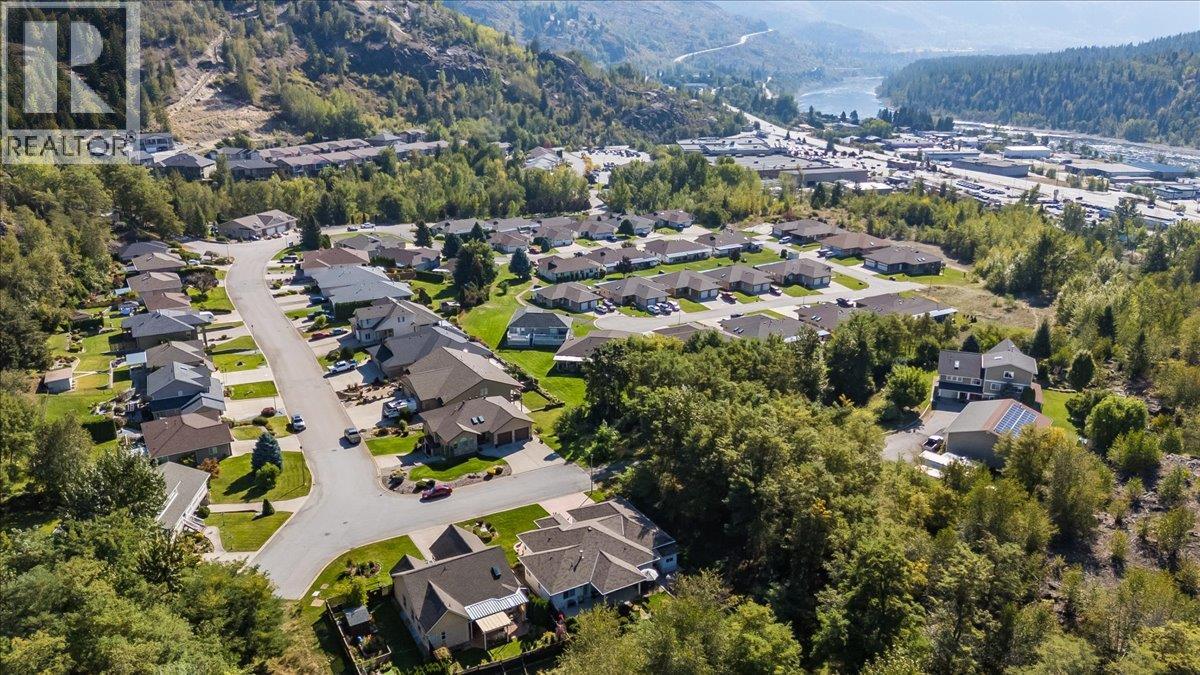1275 Paquette Drive - 58