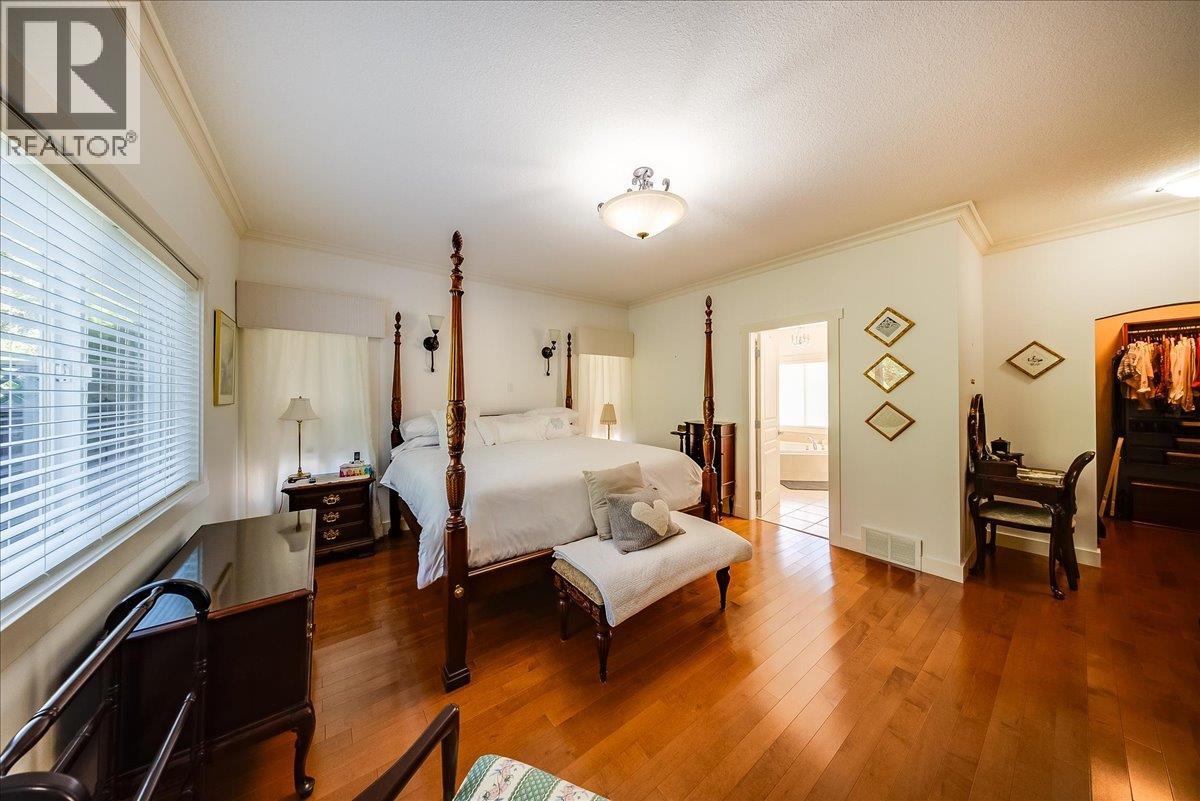 1275 Paquette Drive - 32