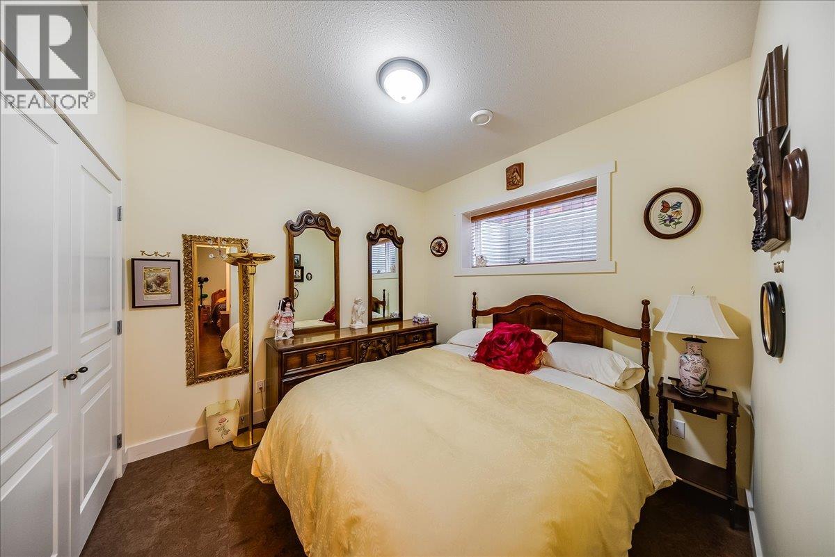 1275 Paquette Drive - Image 45