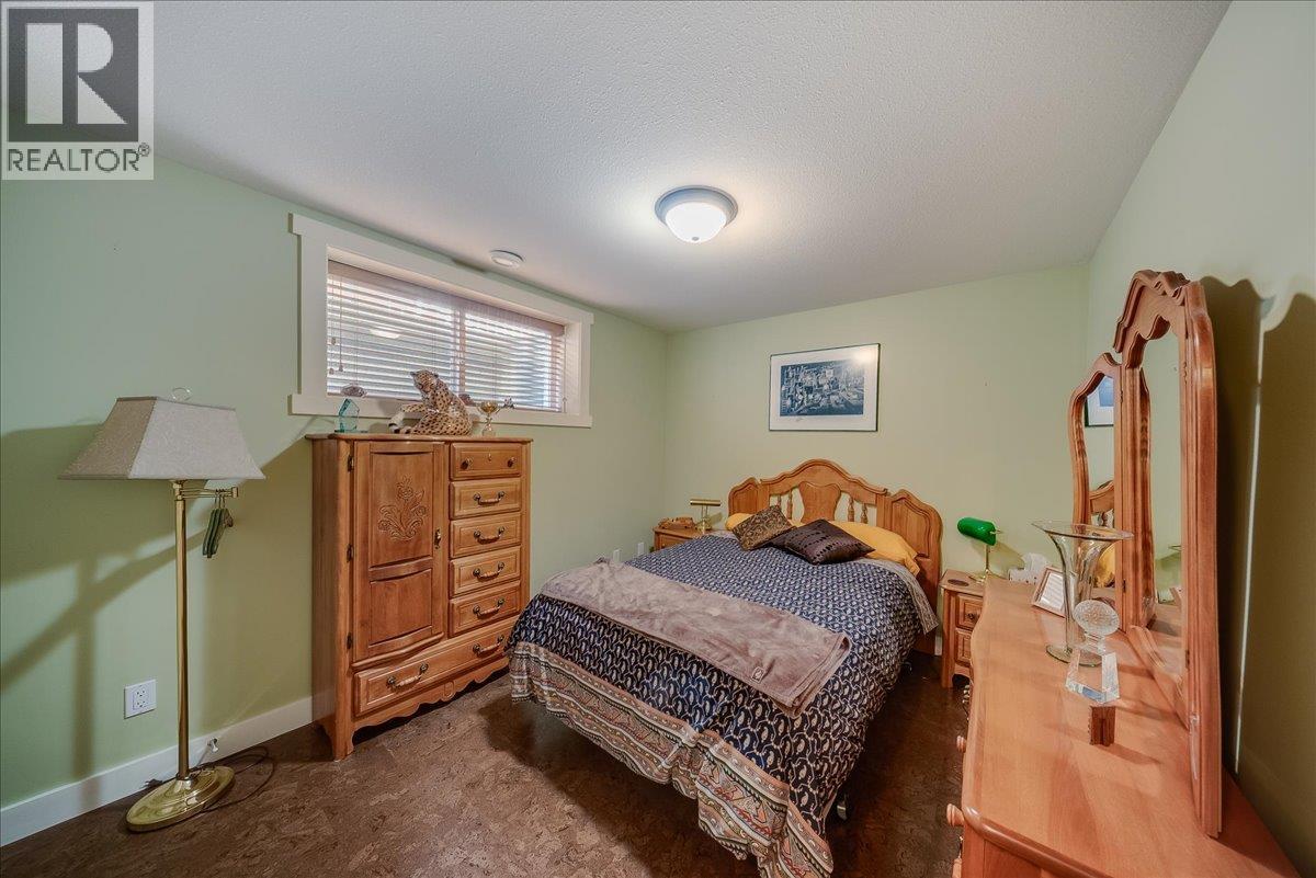 1275 Paquette Drive - 43