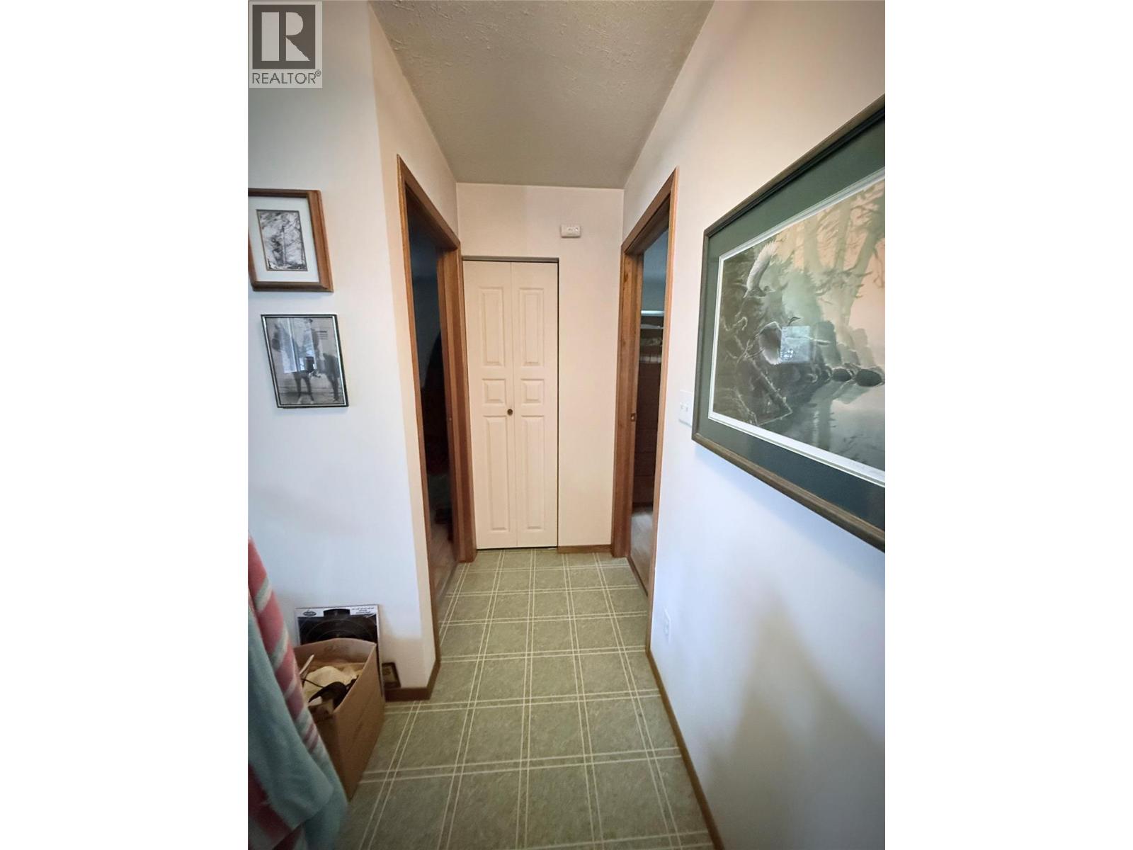  7180 Little Cayuse Creek Road, Castlegar