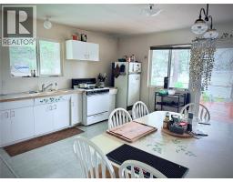 7180 Little Cayuse Creek Road, Castlegar, BC V1N4V8 Photo 15