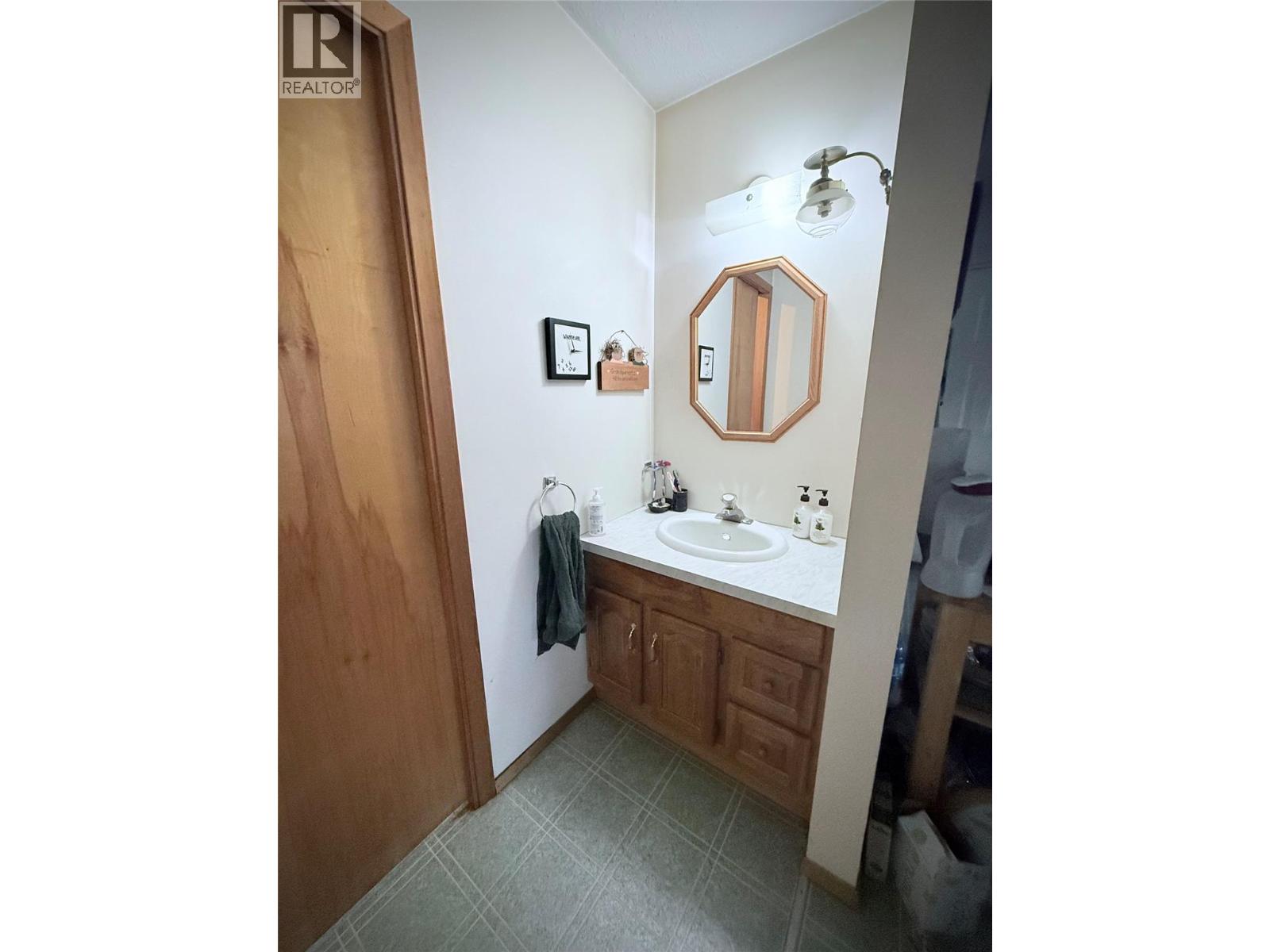 7180 Little Cayuse Creek Road - 18