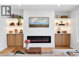 3pc Bathroom - 9843 5 Street Se, Calgary, AB T2J1K8 Photo 7