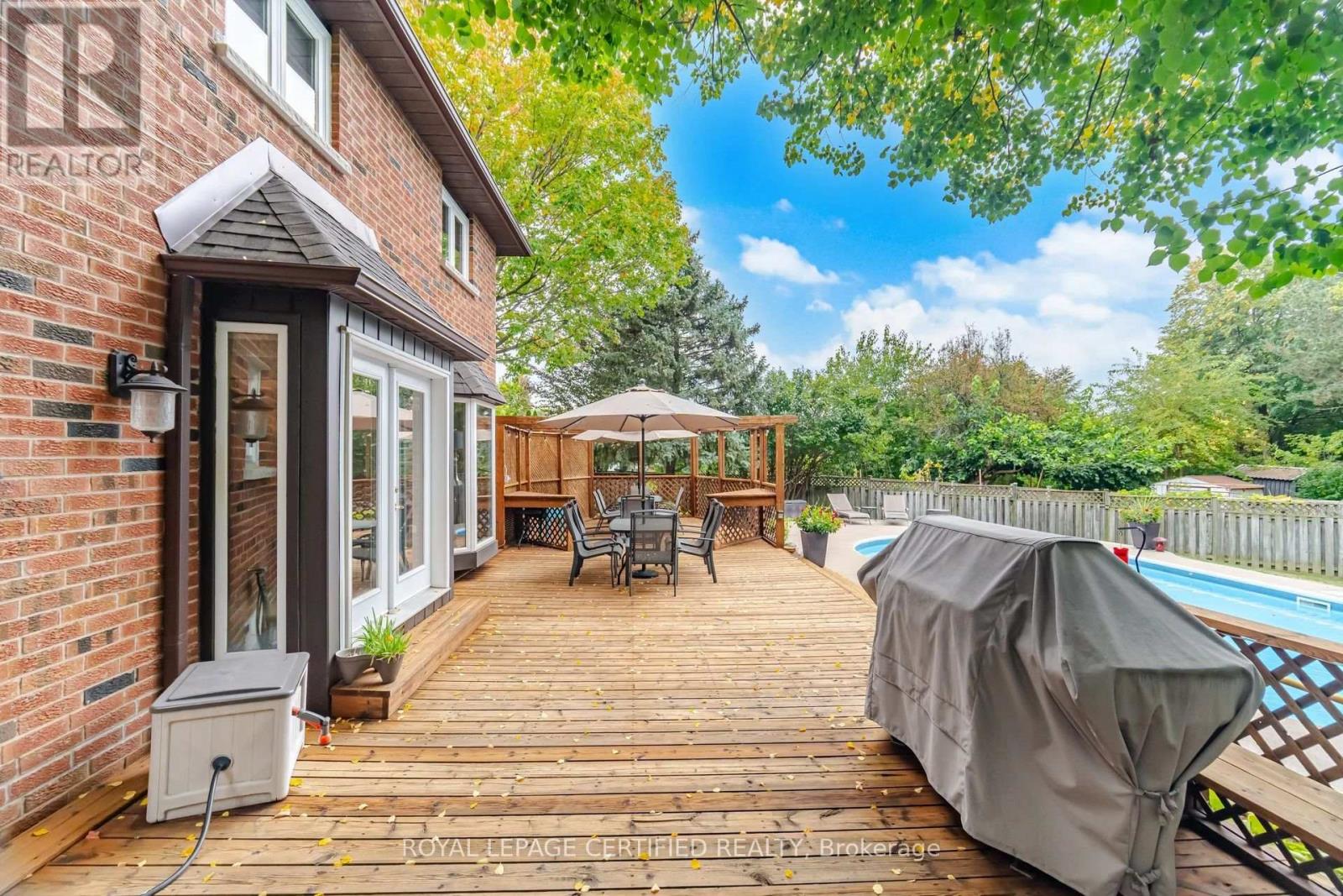 8 WISHART PLACE - 43