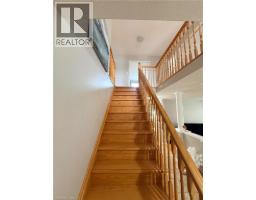 424 Newport Drive, Cambridge, ON N3H5S6 Photo 16
